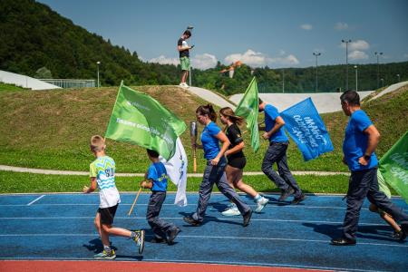 Slovenska_bakla_na_Mirni_foto_OKS (19)